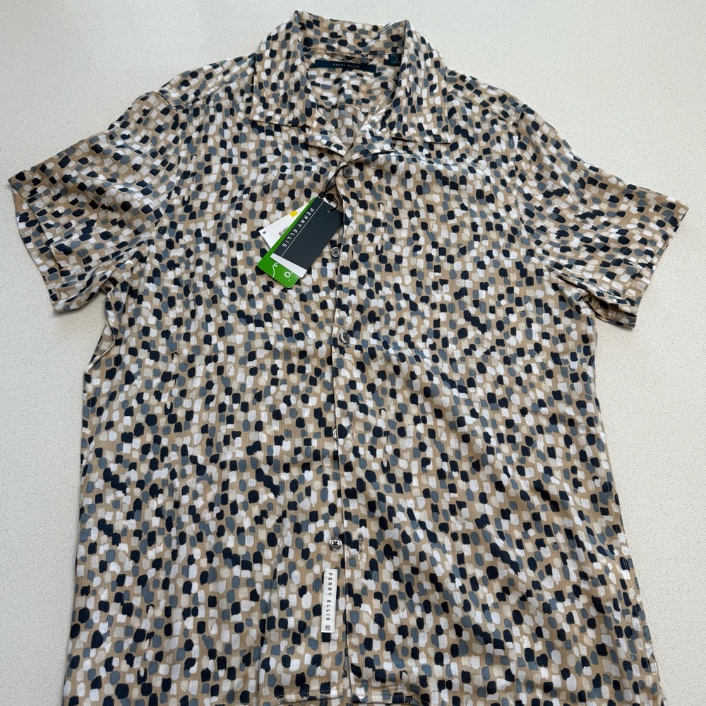 Perry Ellis Men's Geometric Shirt - Black and Cream